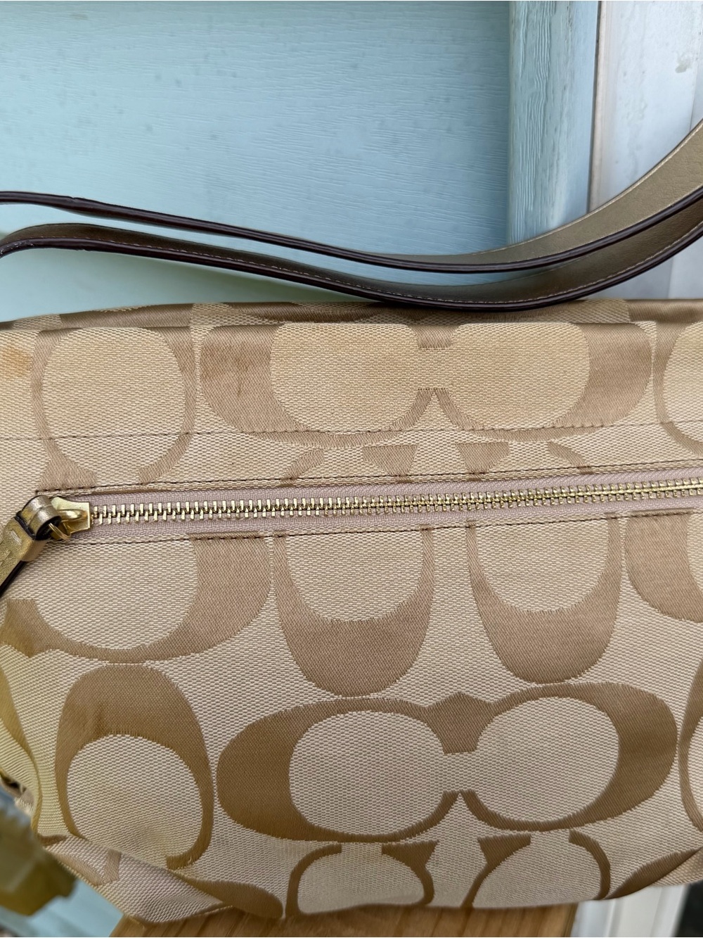 Coach Beige Signature Canvas Hobo Shoulder Bag - Picture 13 of 16